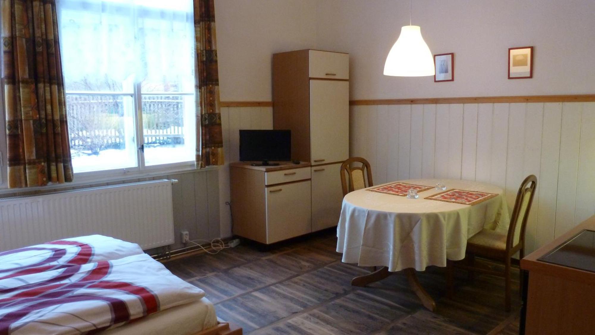 Alte Schule Apartment Tambach-Dietharz Room photo