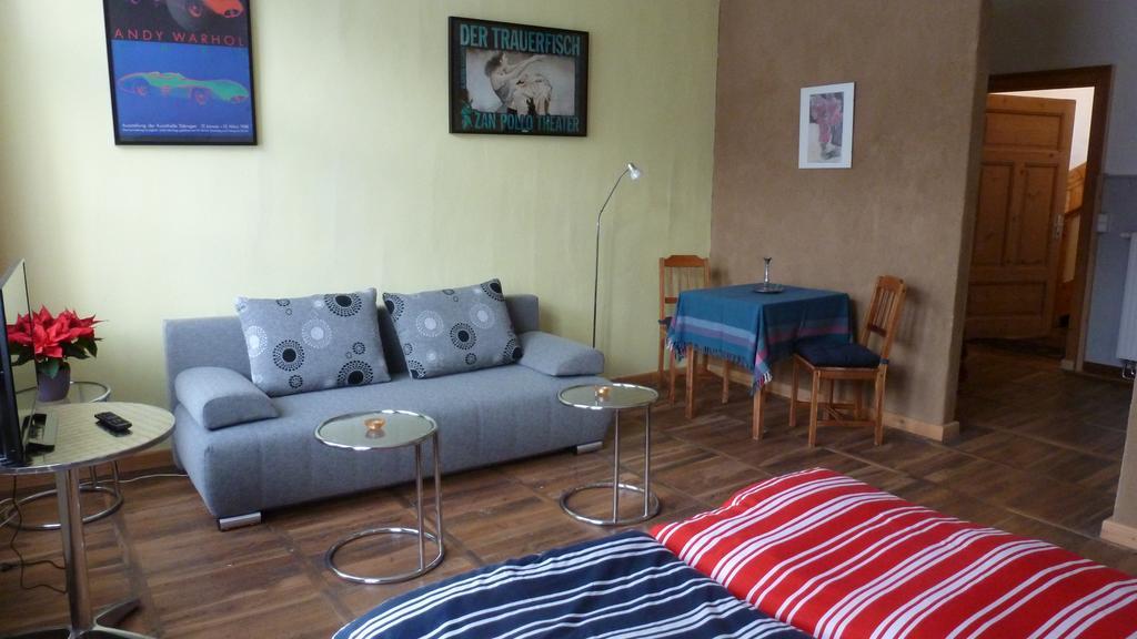 Alte Schule Apartment Tambach-Dietharz Room photo