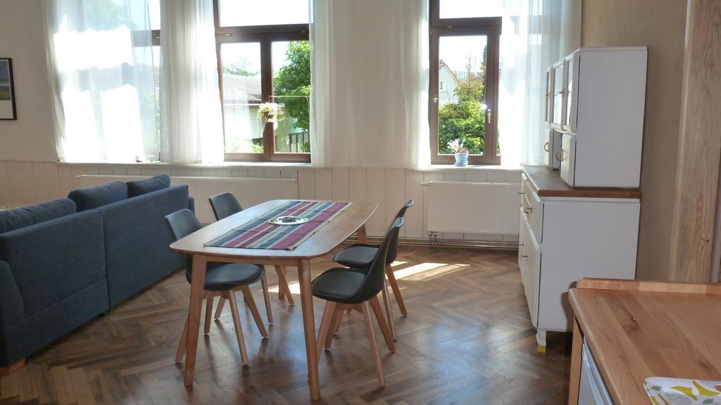 Alte Schule Apartment Tambach-Dietharz Exterior photo